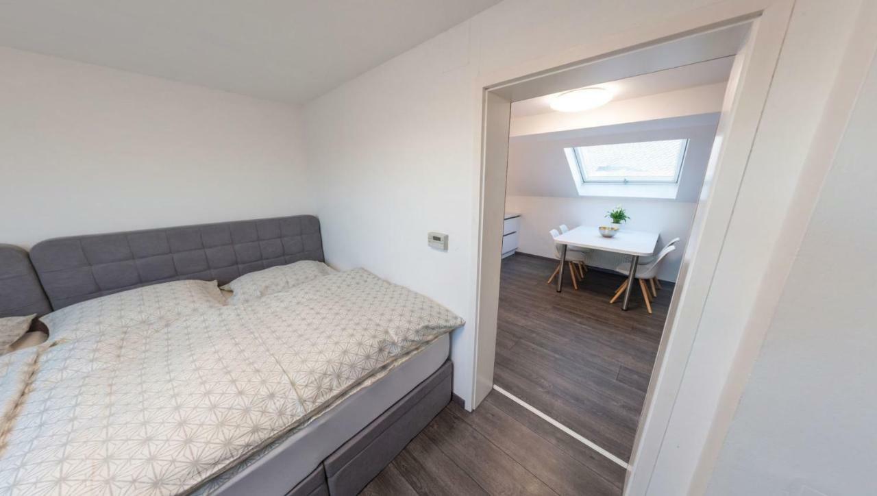 Skyview Studio Stp Apartment Sankt Poelten Ngoại thất bức ảnh