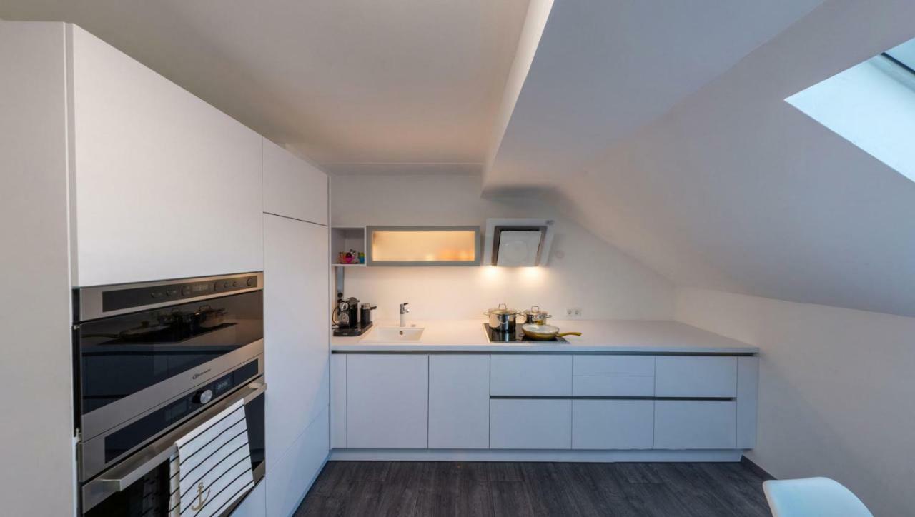 Skyview Studio Stp Apartment Sankt Poelten Ngoại thất bức ảnh